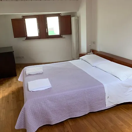 Elegante Nel Parco Del Mare A Marina Centro Apartamento *